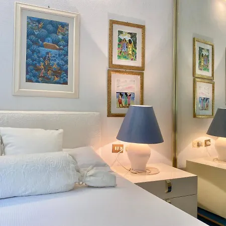 Welcome Riviera-paradiso 12-parking 2,25 Meters Wide-vista Mare Stupenda-balcone Con Vista Meravigliosa-terrazza Sovrastante Di 70 Mq Esterna- *