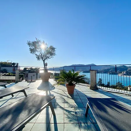 Welcome Riviera-paradiso 12-parking 2,25 Meters Wide-vista Mare Stupenda-balcone Con Vista Meravigliosa-terrazza Sovrastante Di 70 Mq Esterna- Apartmán Rapallo