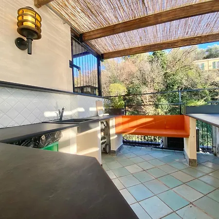 Welcome Riviera-paradiso 12-parking 2,25 Meters Wide-vista Mare Stupenda-balcone Con Vista Meravigliosa-terrazza Sovrastante Di 70 Mq Esterna-