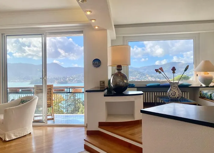 Welcome Riviera-paradiso 12-parking 2,25 Meters Wide-vista Mare Stupenda-balcone Con Vista Meravigliosa-terrazza Sovrastante Di 70 Mq Esterna- Апартаменты