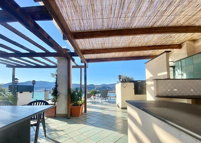 Welcome Riviera-paradiso 12-parking 2,25 Meters Wide-vista Mare Stupenda-balcone Con Vista Meravigliosa-terrazza Sovrastante Di 70 Mq Esterna- Апартаменты Рапалло